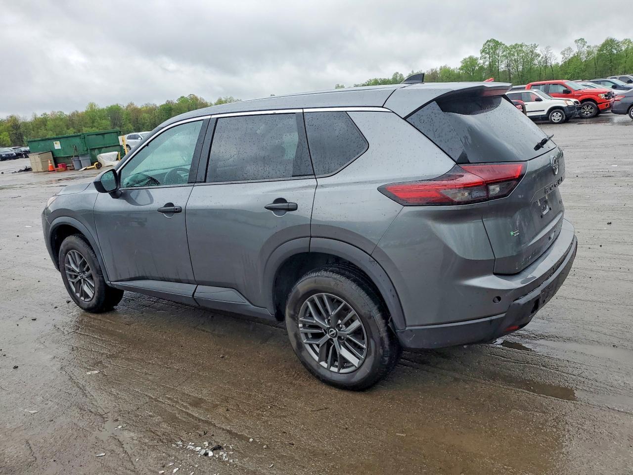 2024 Nissan Rogue S - zdjęcie 2