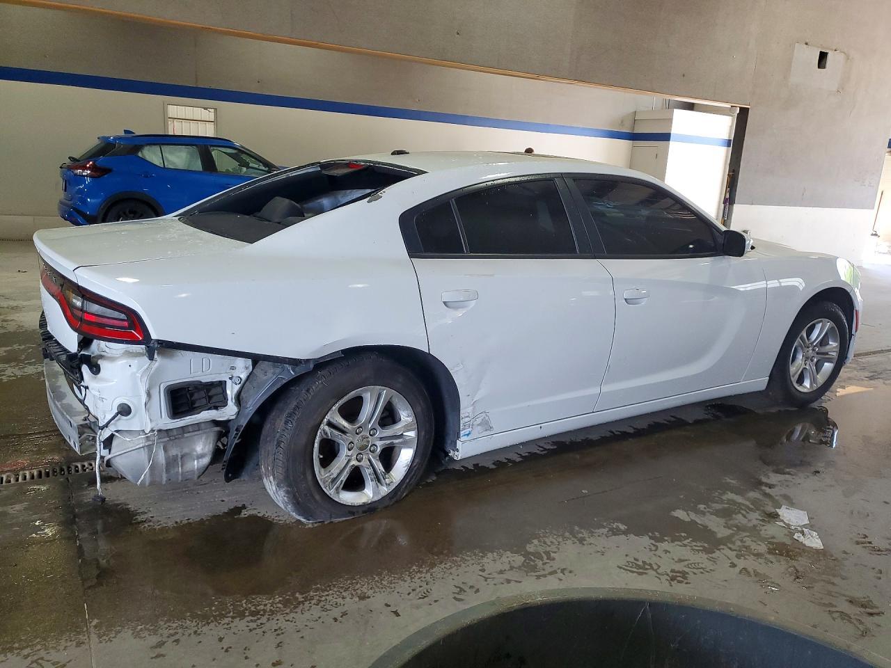2022 Dodge Charger Sxt - zdjęcie 3