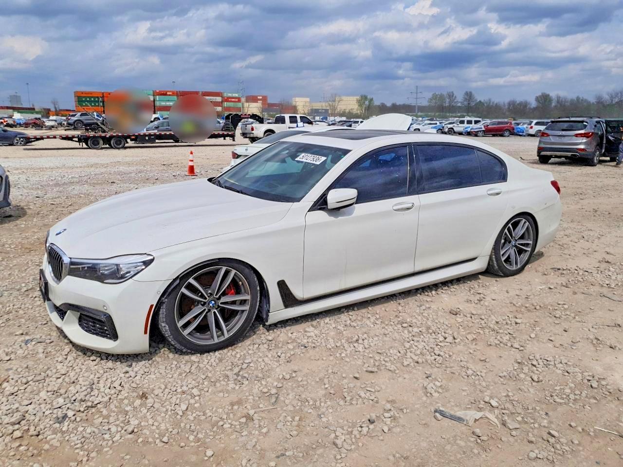 2017 BMW 740 Xi - zdjęcie główne