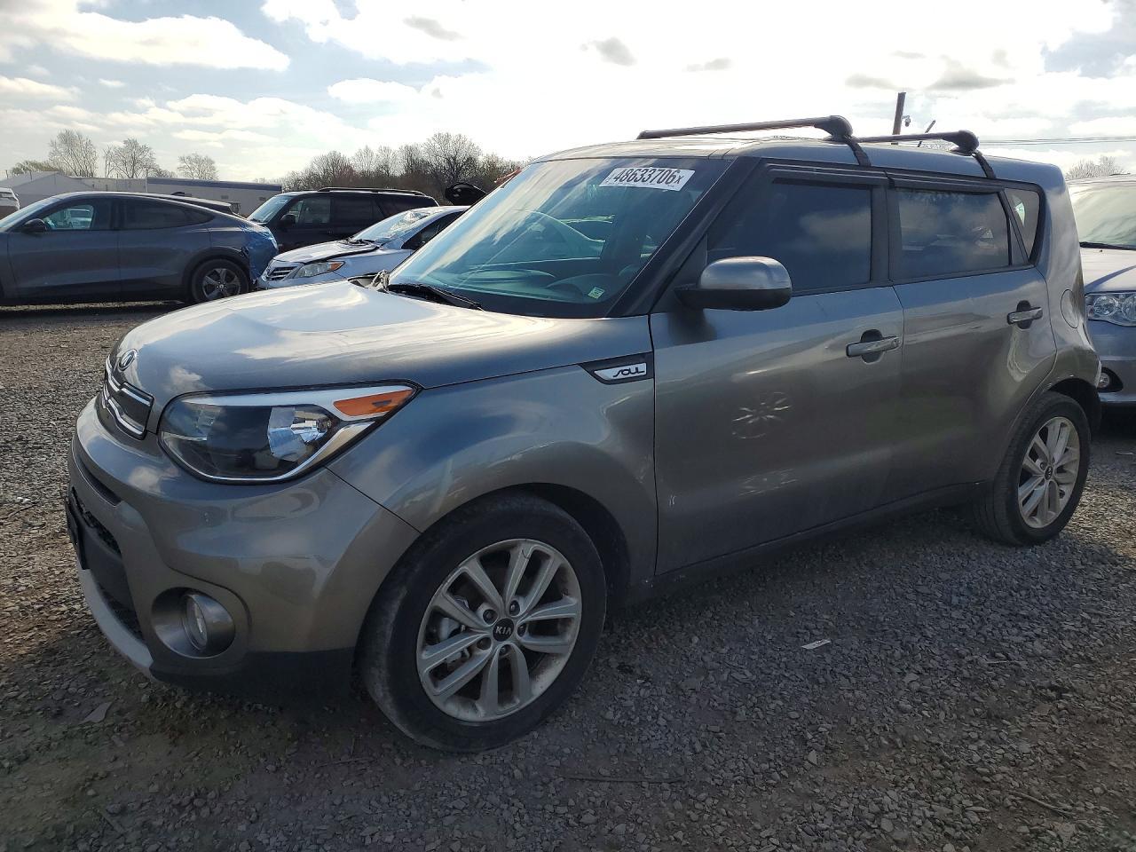 2019 Kia Soul + - zdjęcie główne