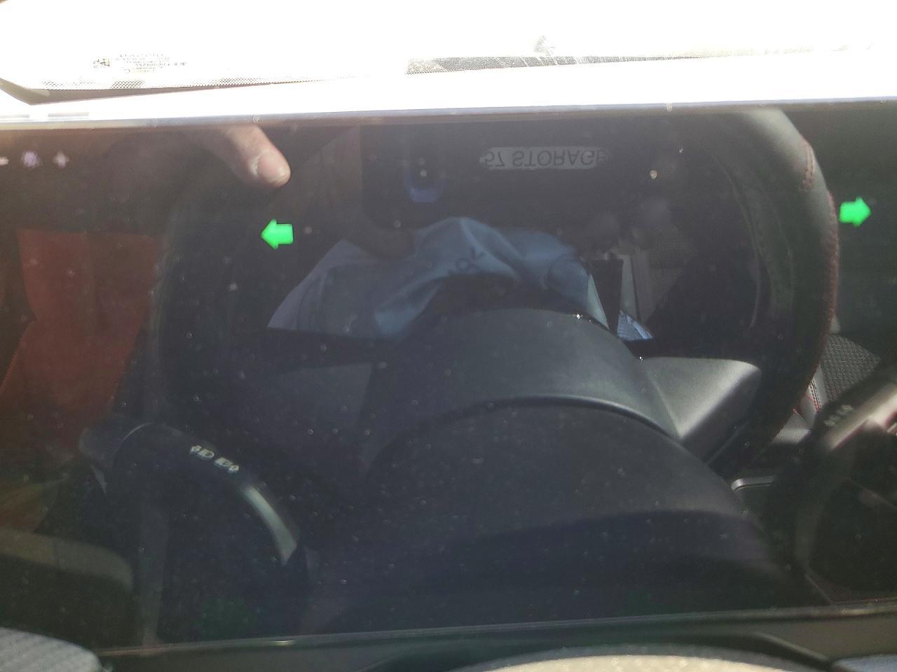 2025 Nissan Kicks Sr - zdjęcie 9