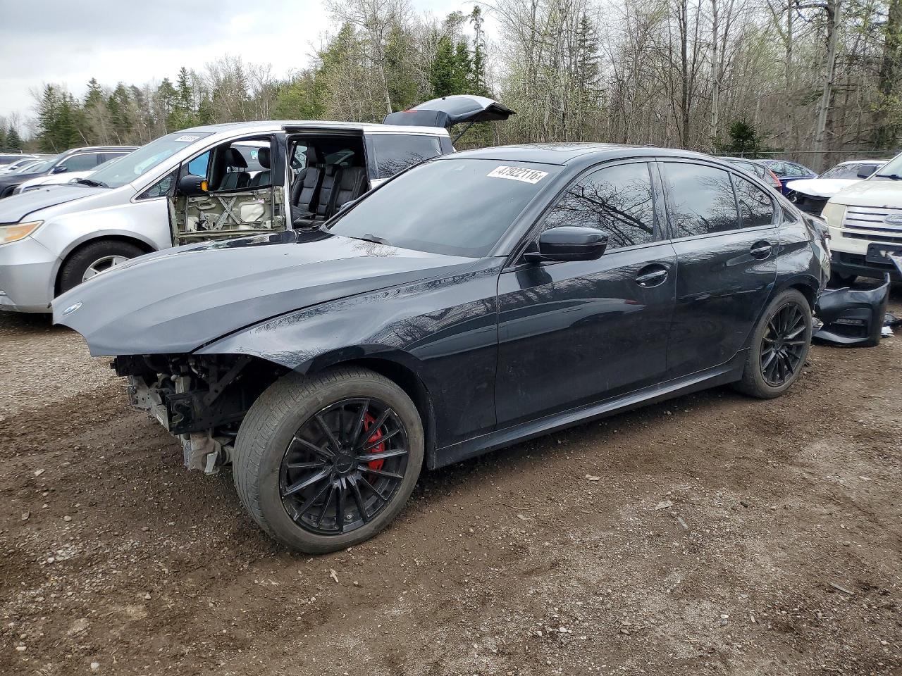2021 BMW 330Xi - zdjęcie główne