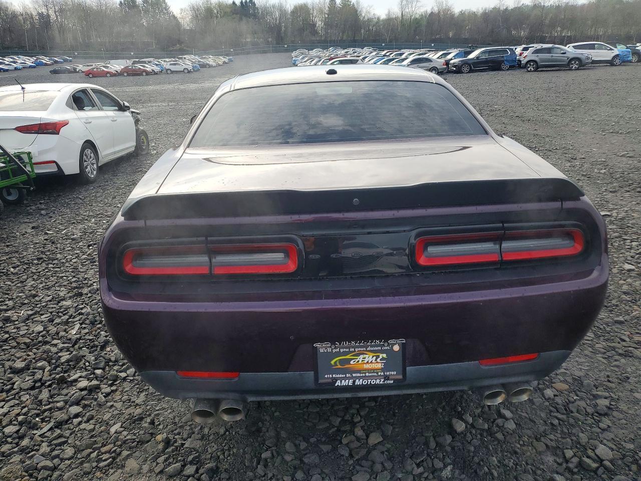2022 Dodge Challenger Sxt - zdjęcie 6
