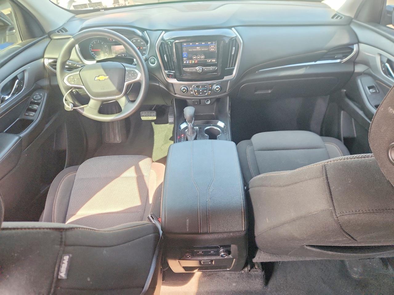 2021 Chevrolet Traverse Ls - zdjęcie 8