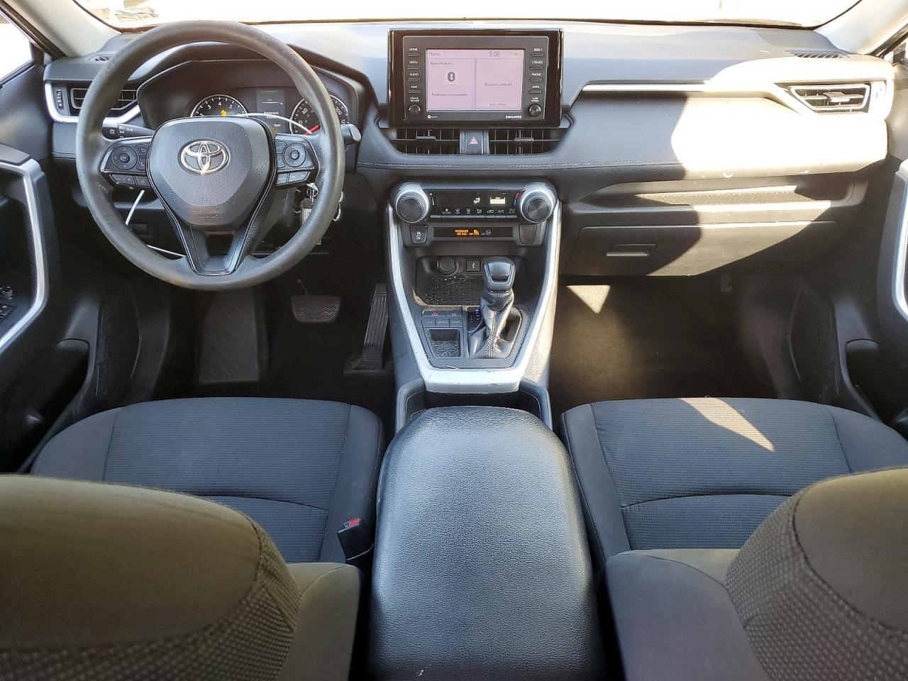2021 Toyota Rav4 Le - zdjęcie 8