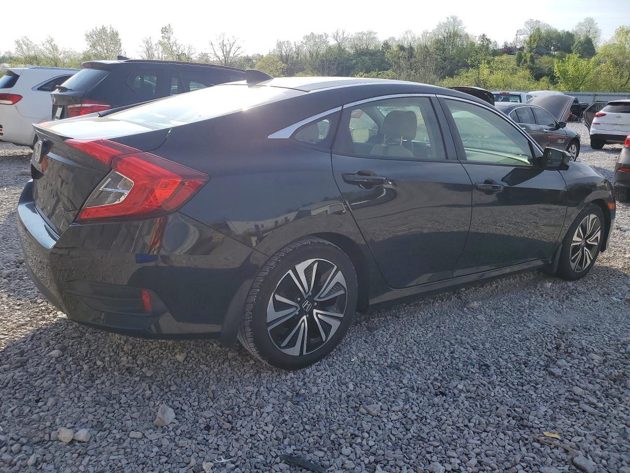 2018 Honda Civic Ex - zdjęcie 3