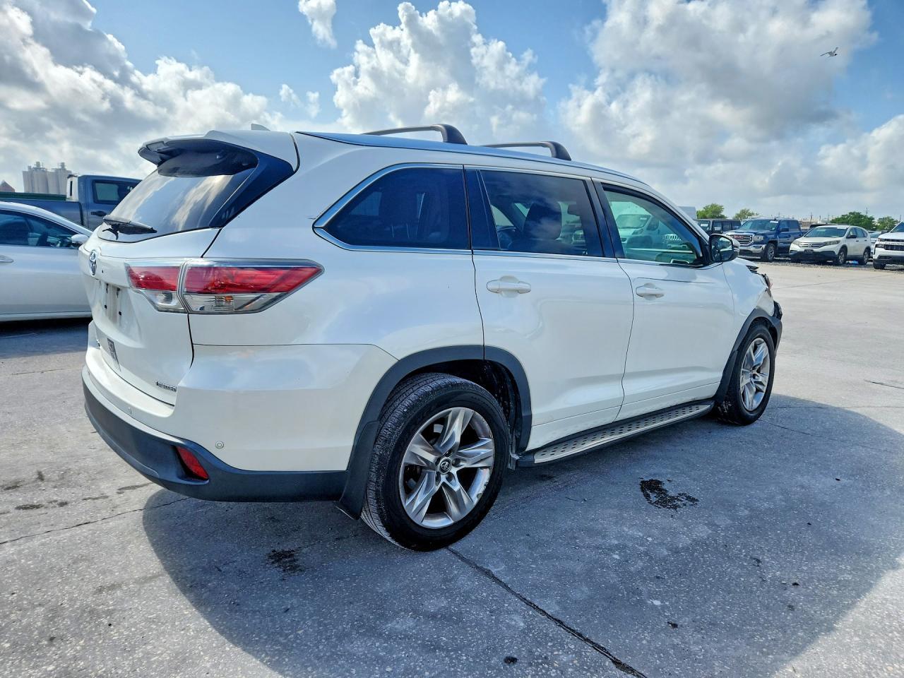 2016 Toyota Highlander Limited - zdjęcie 3