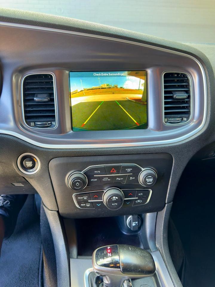 2019 Dodge Charger Sxt - zdjęcie 12