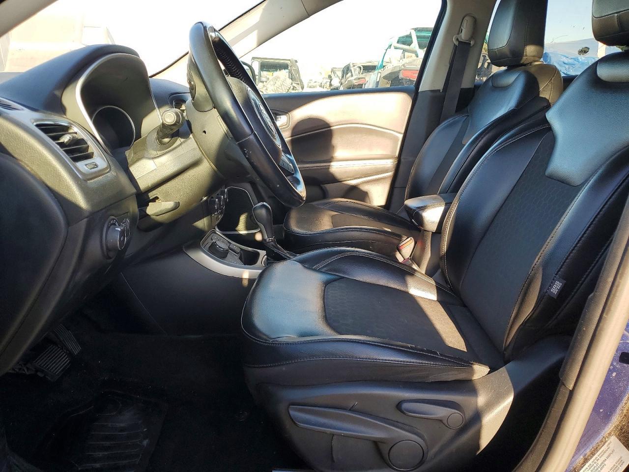 2018 Jeep Compass Latitude - zdjęcie 7