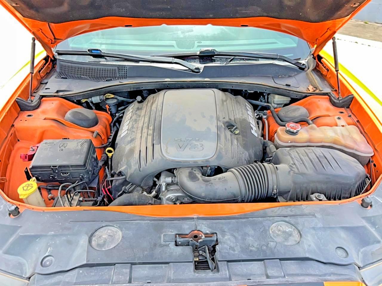 2014 Dodge Charger R - zdjęcie 7