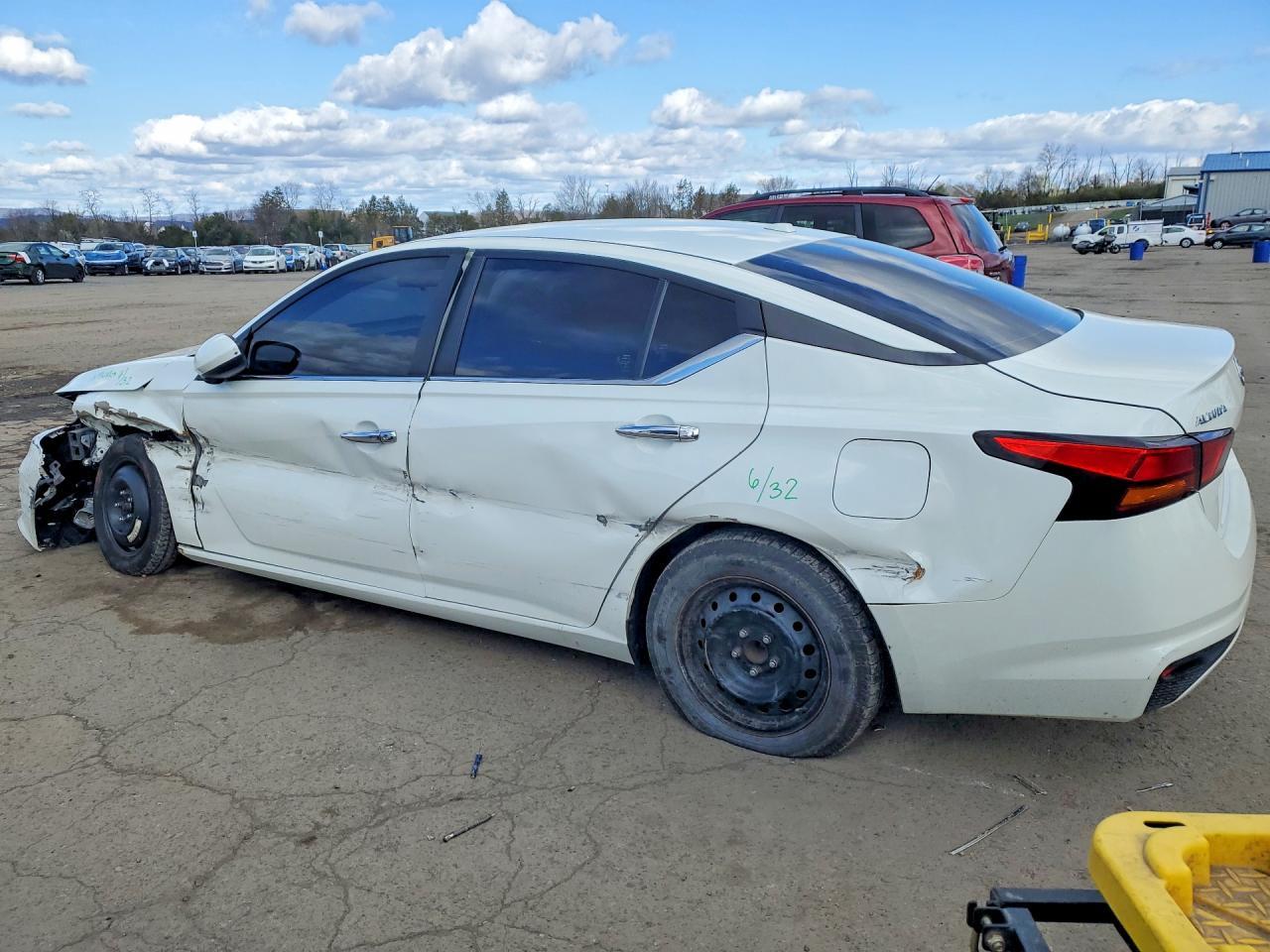 2020 Nissan Altima 2.5 S - zdjęcie 2