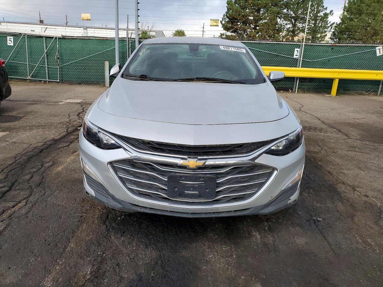 2021 Chevrolet Malibu Ls - zdjęcie 5