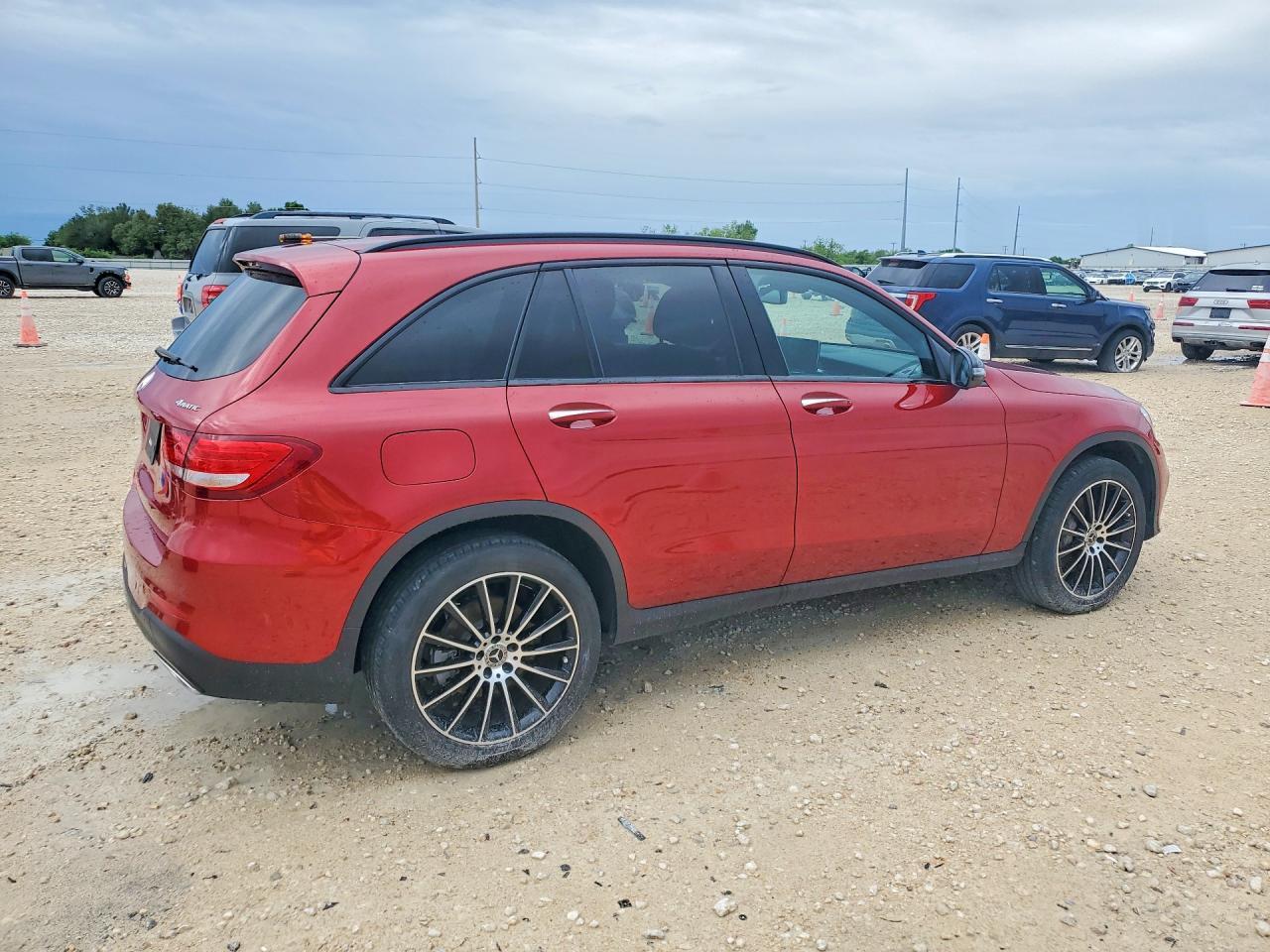 2018 Mercedes-Benz Glc 300 4Matic - zdjęcie 3