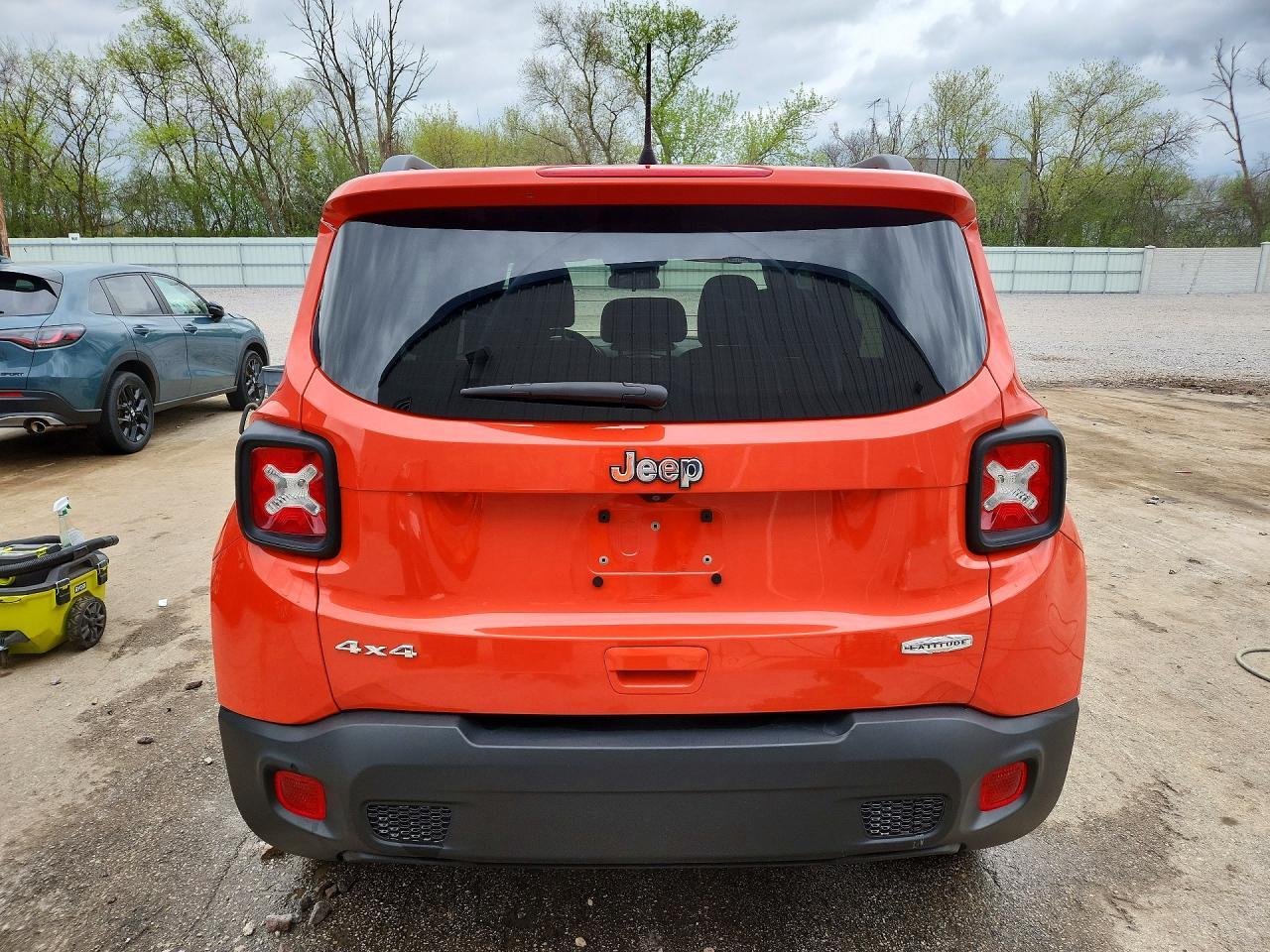 2019 Jeep Renegade Latitude - zdjęcie 6