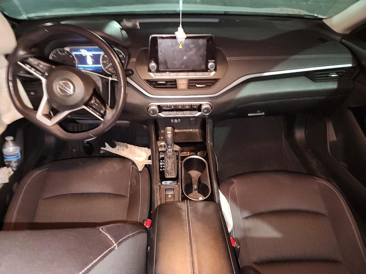 2021 Nissan Altima Sv - zdjęcie 8