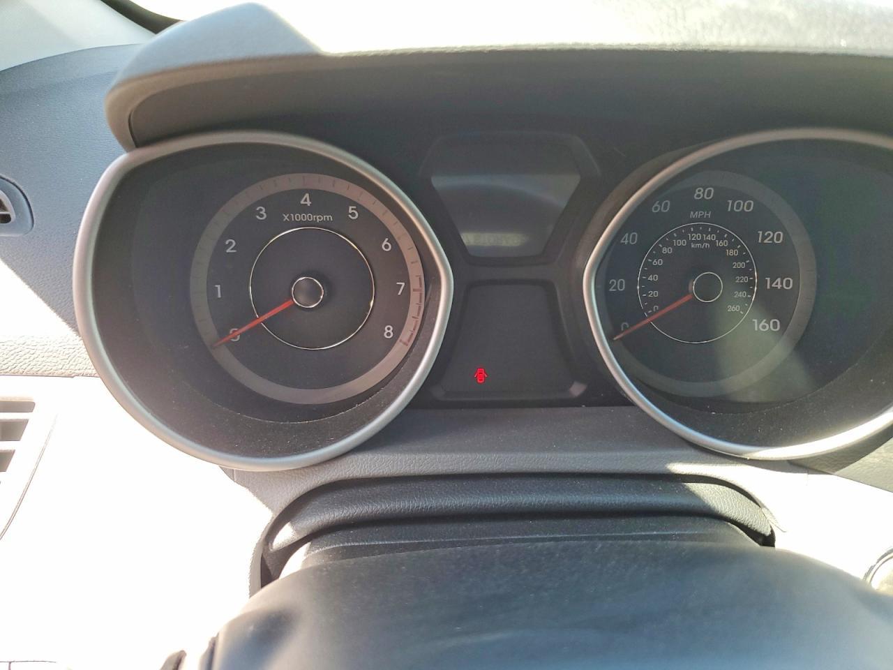2013 Hyundai Elantra Limited - zdjęcie 9