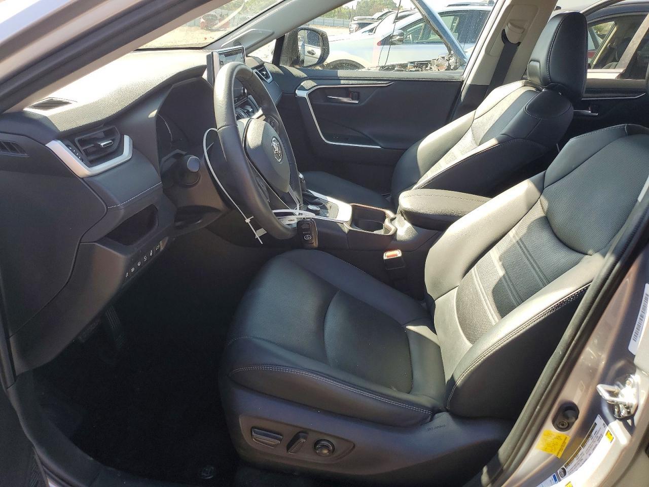 2021 Toyota Rav4 Limited - zdjęcie 7