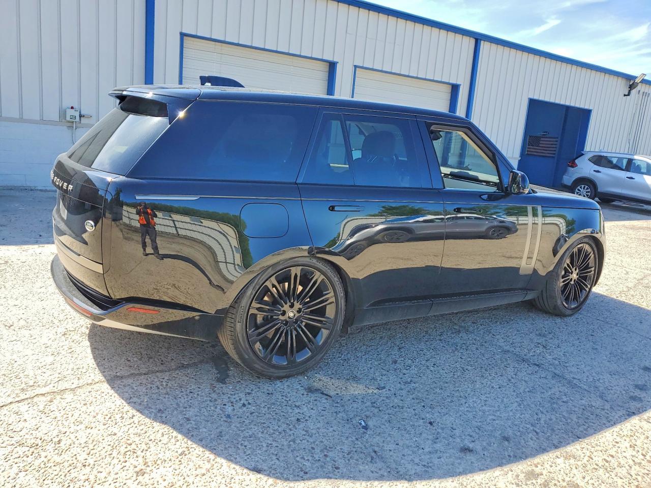 2023 Land Rover Range Rover Se - zdjęcie 3