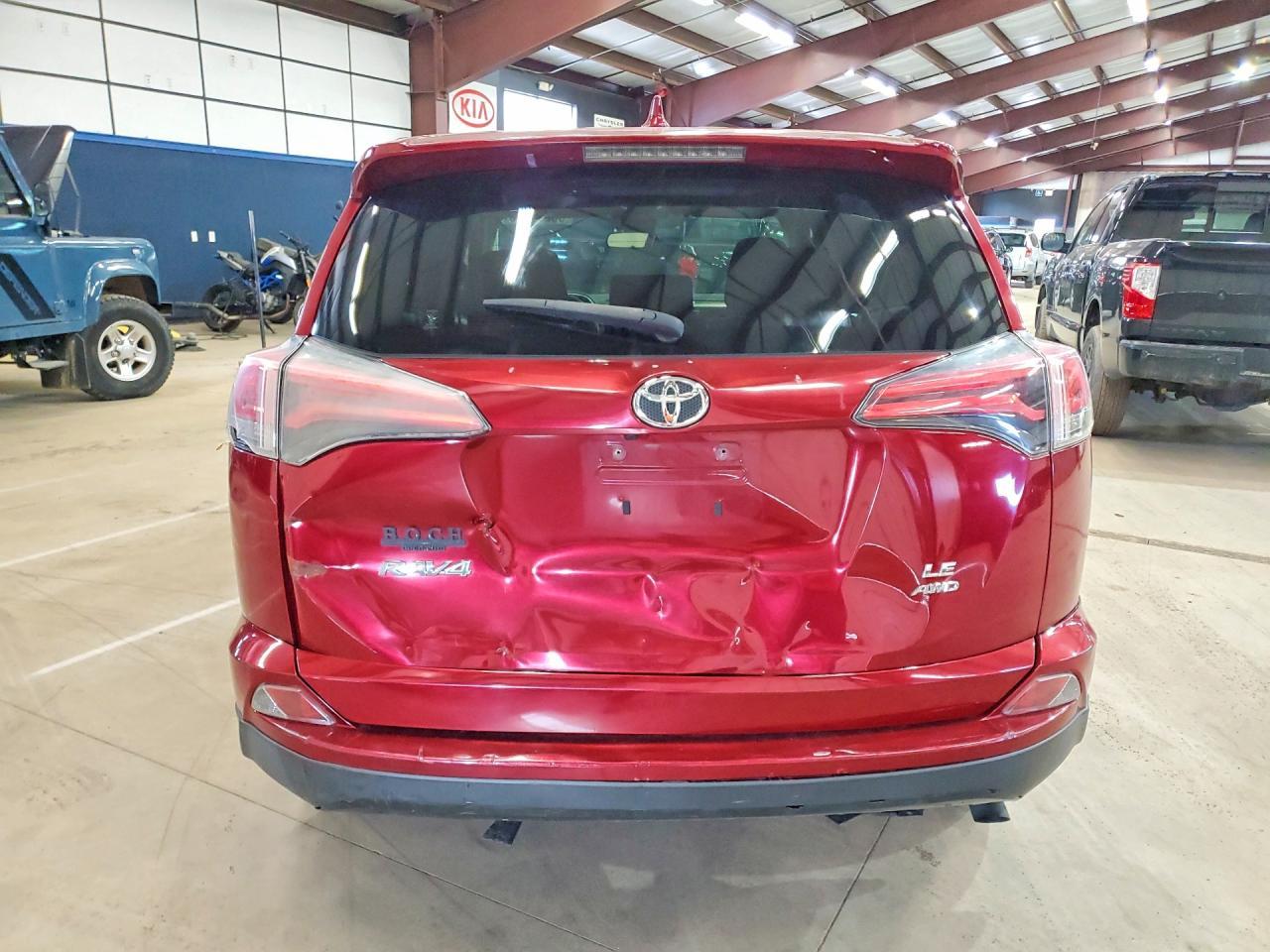 2018 Toyota Rav4 Le - zdjęcie 6