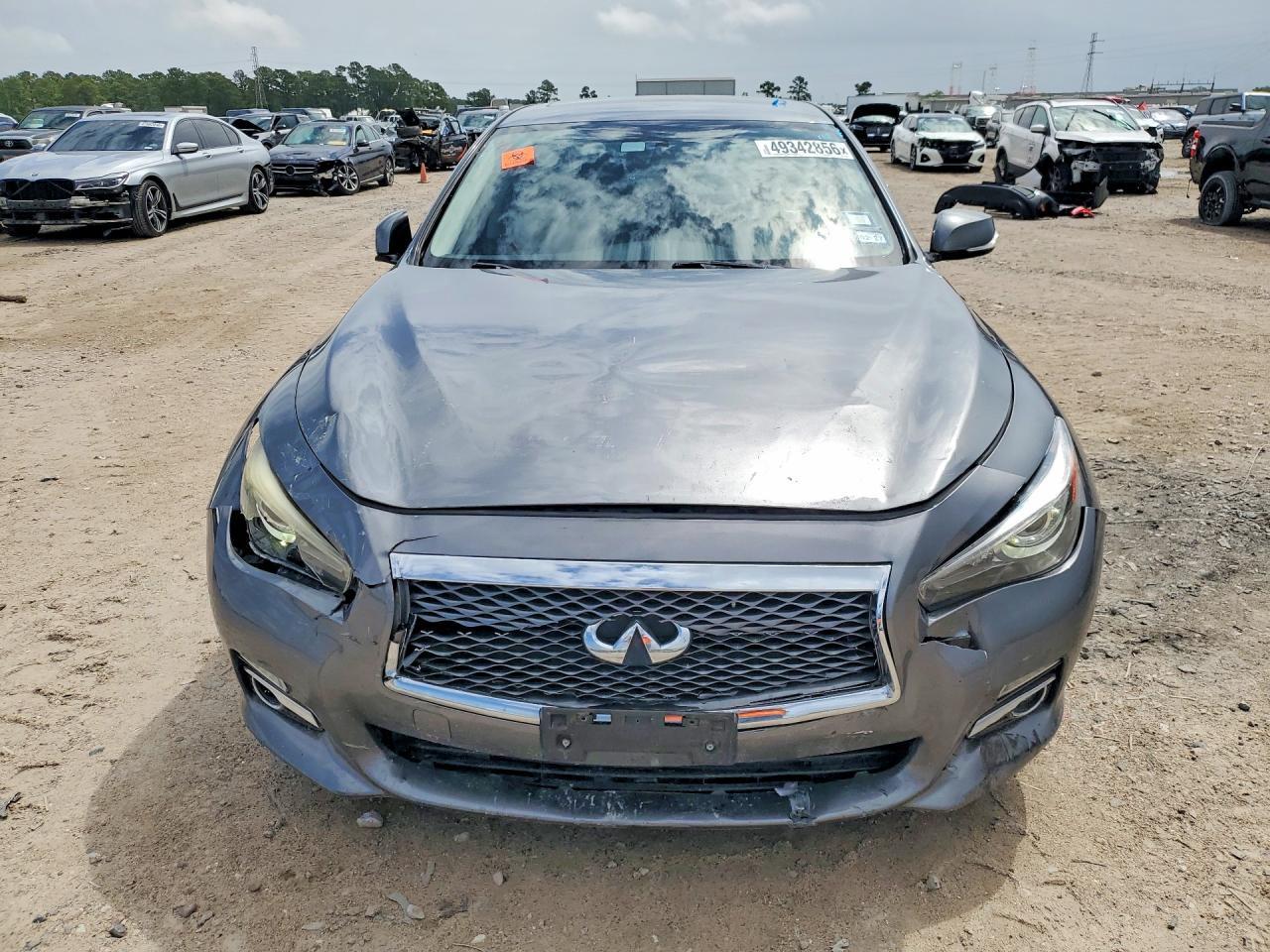 2017 Infiniti Q50 - zdjęcie 5