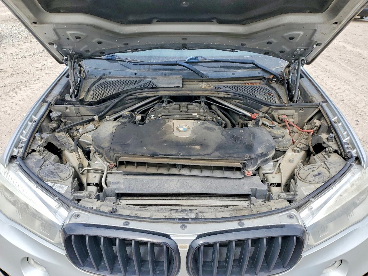 2017 BMW X5 xDrive50I - zdjęcie 12