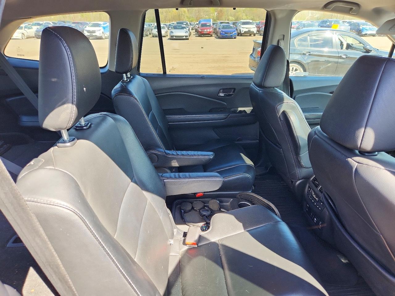 2019 Honda Pilot Touring - zdjęcie 11