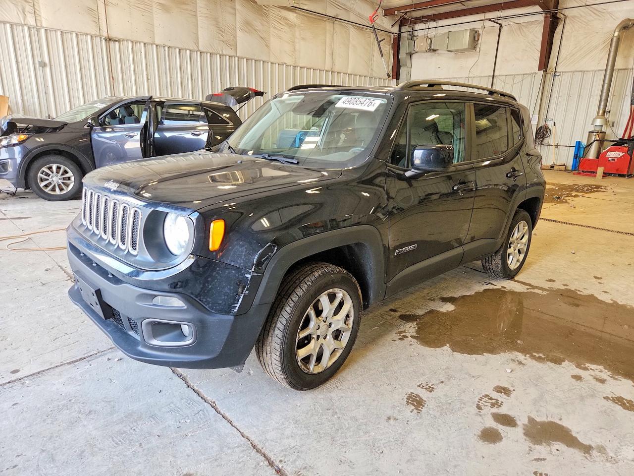 2018 Jeep Renegade Latitude - zdjęcie główne