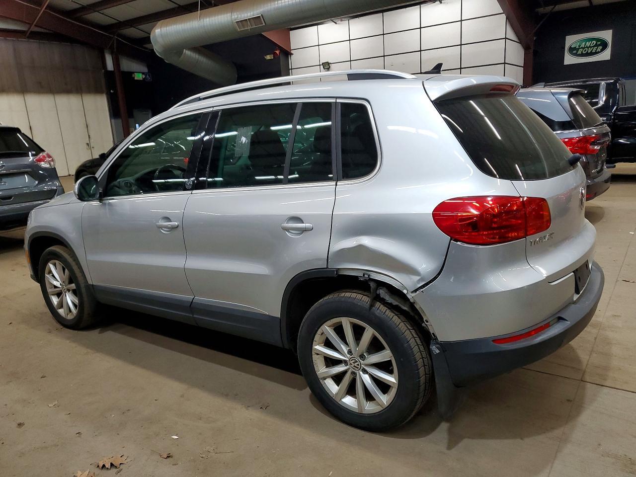 2017 Volkswagen Tiguan - zdjęcie 2