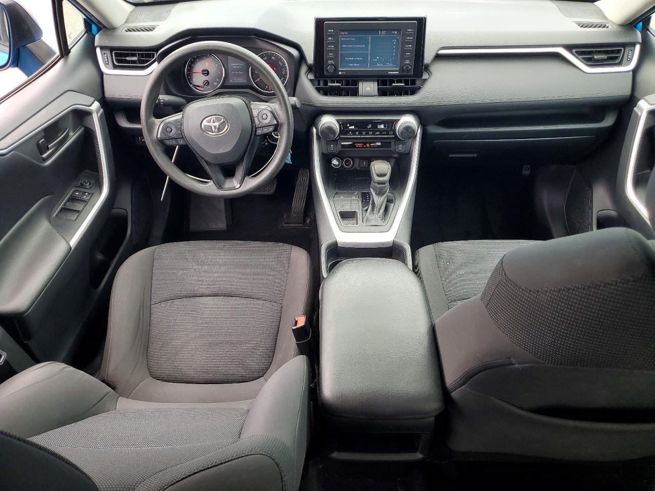 2020 Toyota Rav4 Le - zdjęcie 8