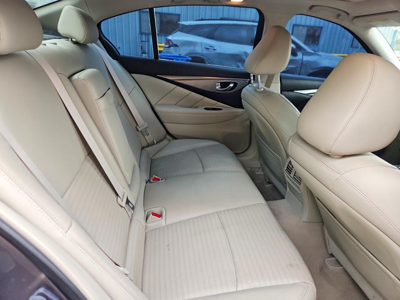 2014 Infiniti Q50 Sport - zdjęcie 10