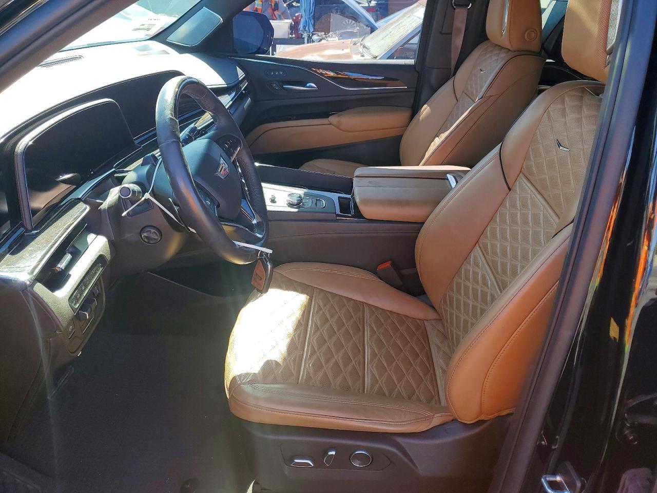 2023 Cadillac Escalade Premium Luxury - zdjęcie 7