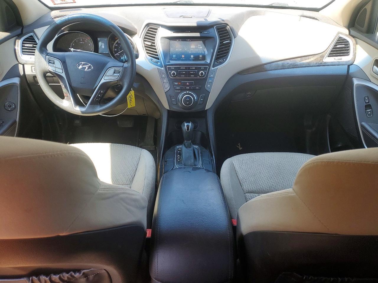 2017 Hyundai Santa Fe Se - zdjęcie 8