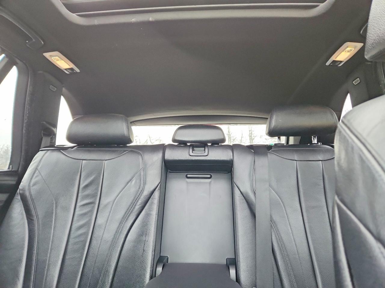 2015 BMW X5 xDrive50I - zdjęcie 10