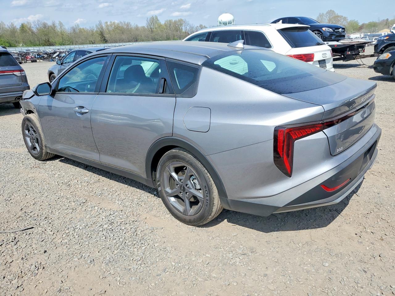 2026 Kia K4 Lxs - zdjęcie 2