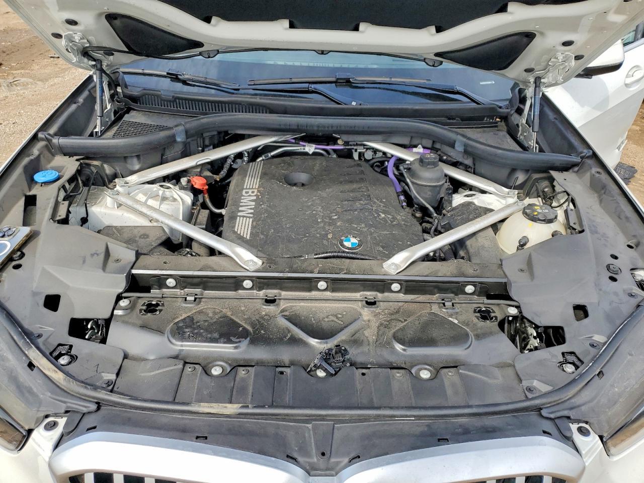 2025 BMW X5 xDrive40I - zdjęcie 11