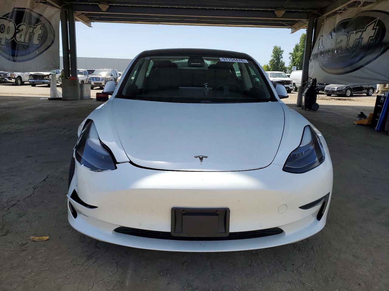 2021 Tesla Model 3 - zdjęcie 5