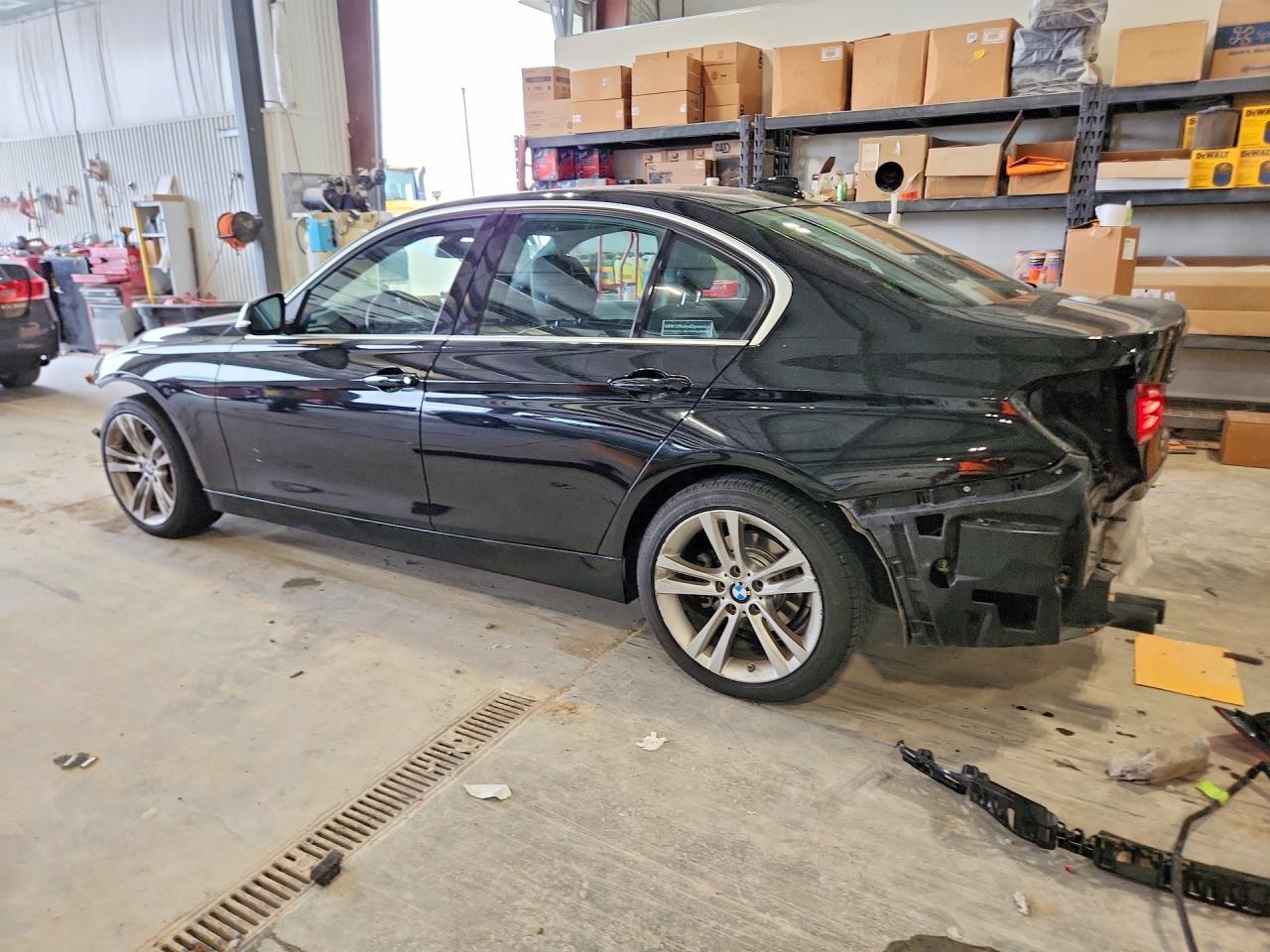 2015 BMW Seria 3 328i - zdjęcie 2