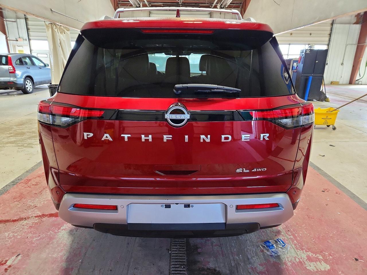 2024 Nissan Pathfinder Sl - zdjęcie 6
