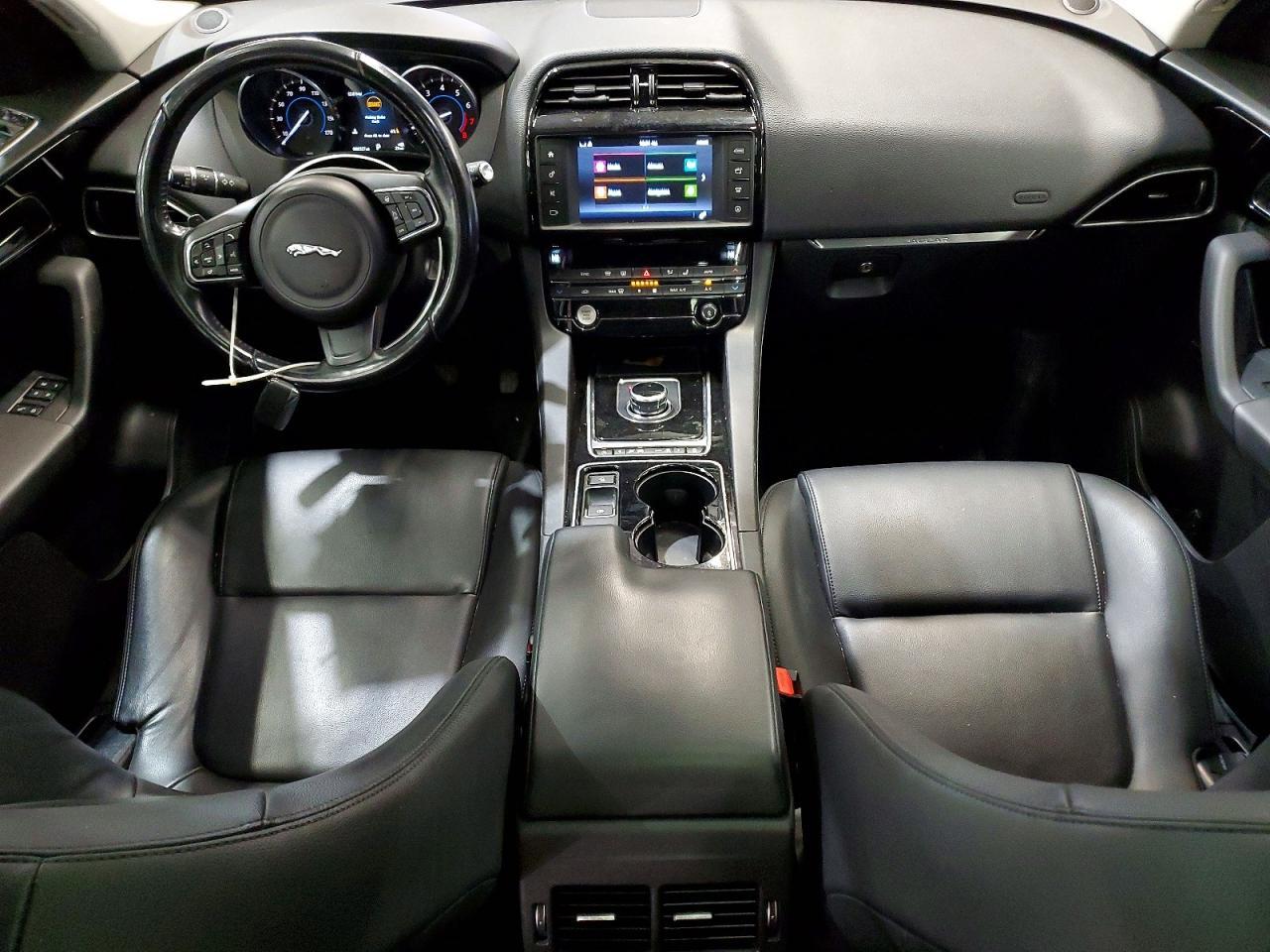 2017 Jaguar F-Pace Premium - zdjęcie 8