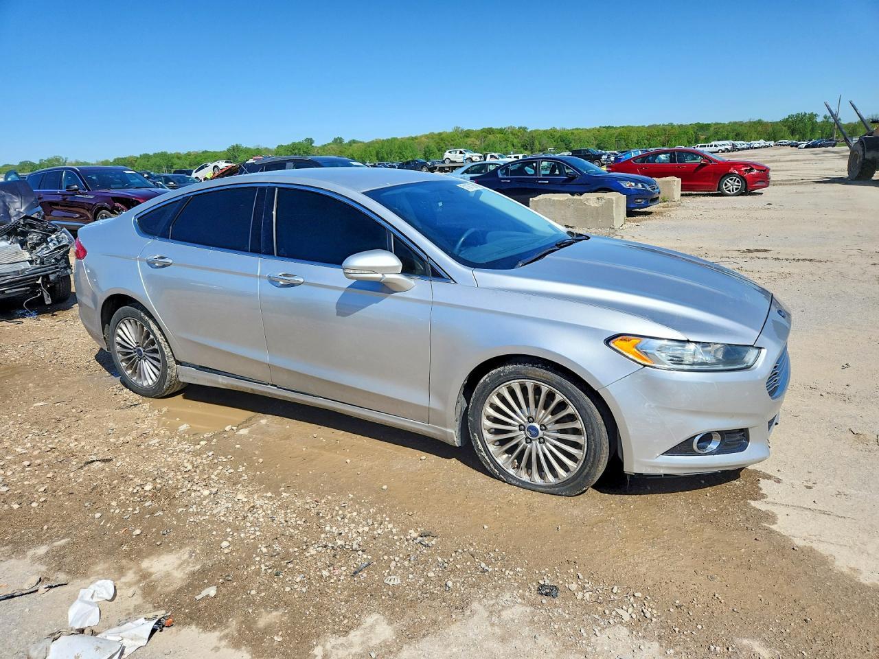 2016 Ford Fusion Titanium - zdjęcie 4
