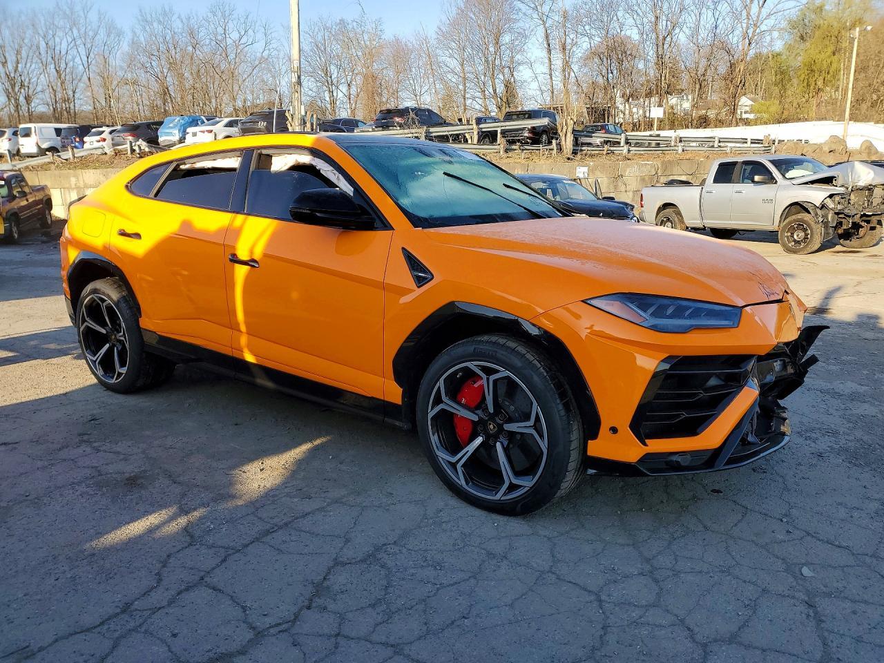2019 Lamborghini Urus - zdjęcie 4