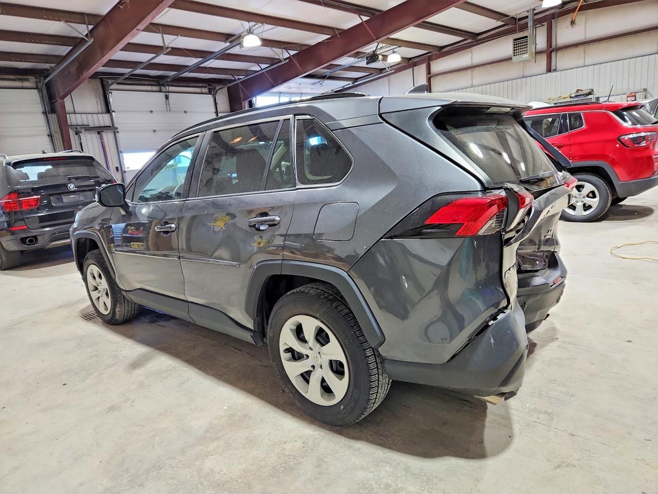 2019 Toyota Rav4 Le - zdjęcie 2