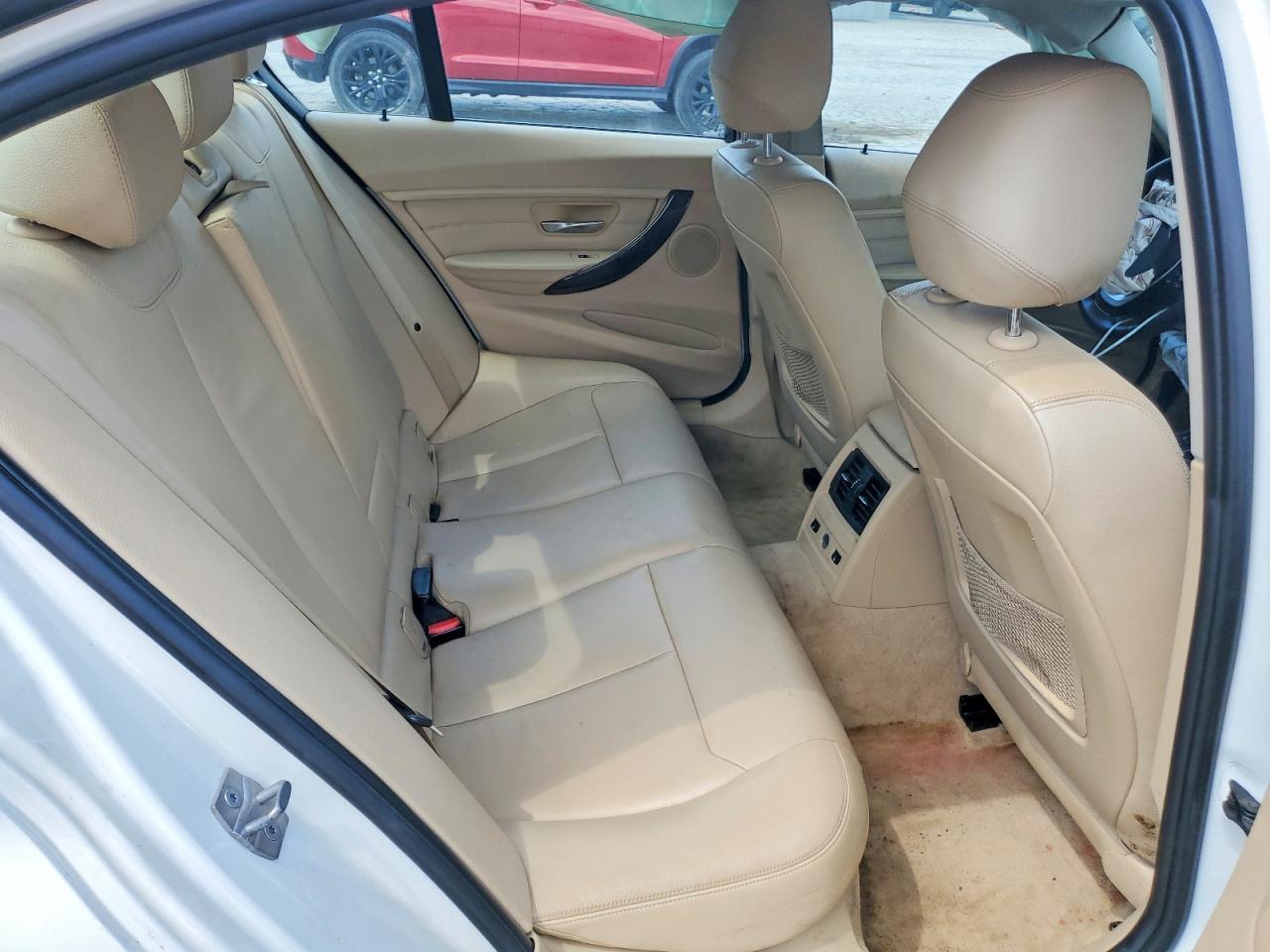 2015 BMW 328 Xi - zdjęcie 10
