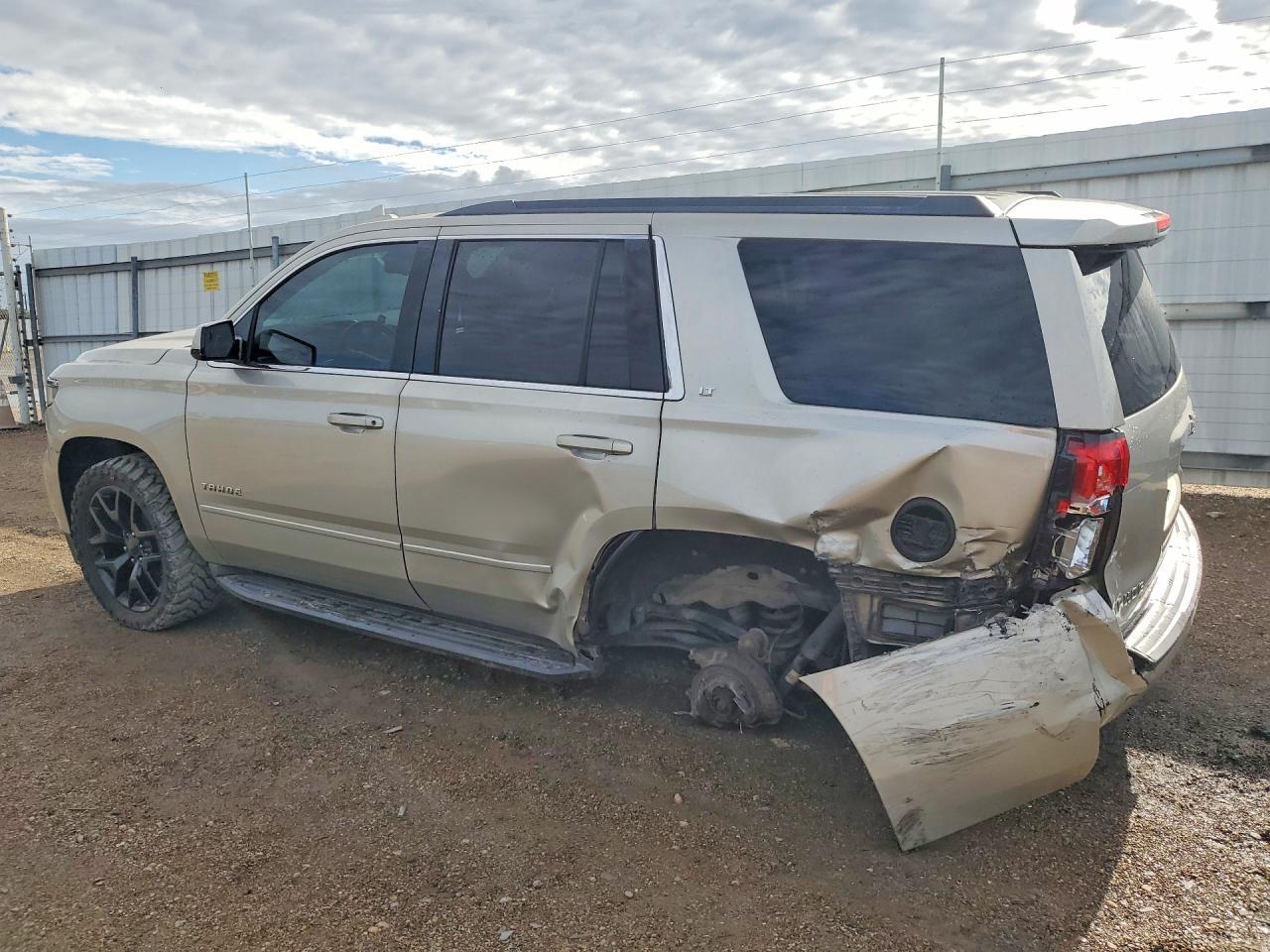 2015 Chevrolet Tahoe C1500 Lt - zdjęcie 2