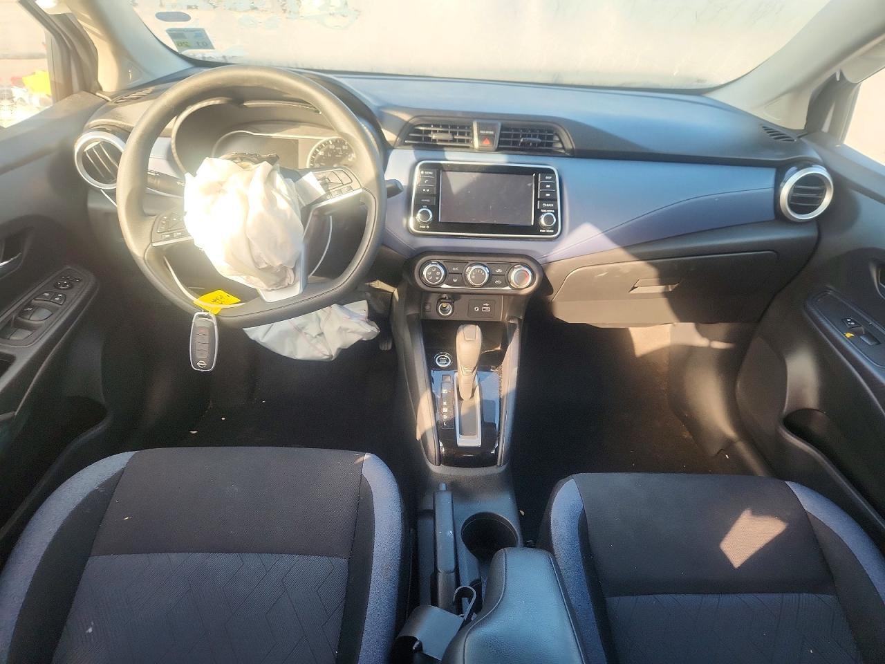 2024 Nissan Versa Sv - zdjęcie 8