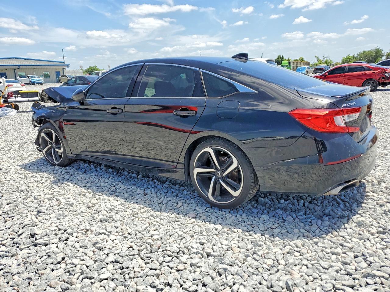 2021 Honda Accord Sport - zdjęcie 2