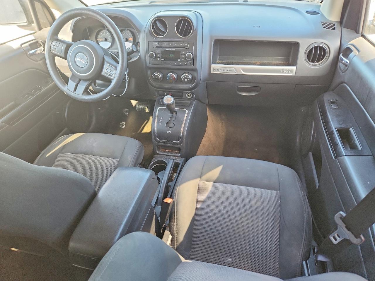 2016 Jeep Compass Sport - zdjęcie 8