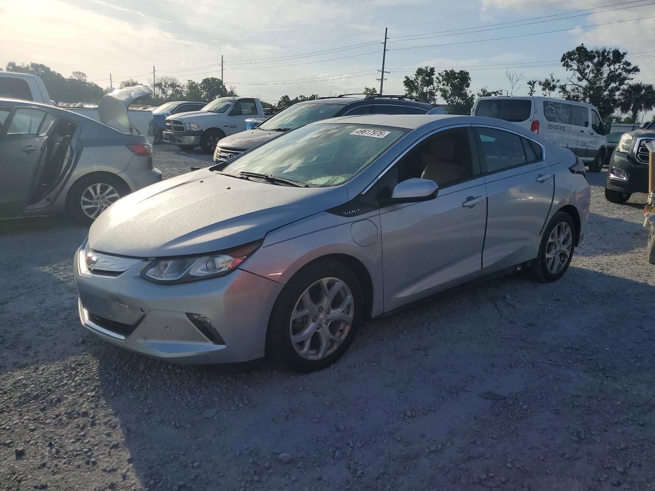 2018 Chevrolet Volt Premier - zdjęcie główne