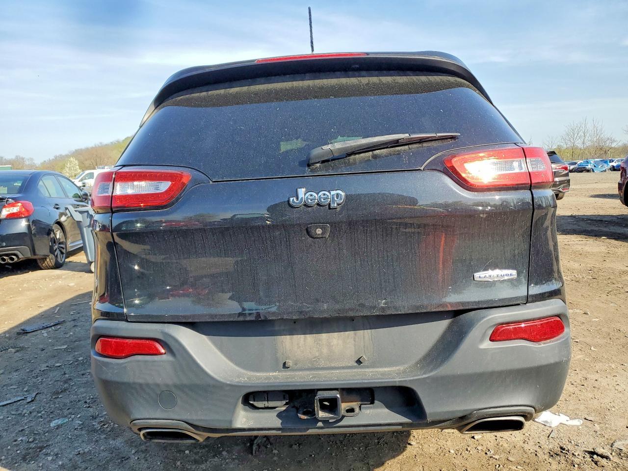 2015 Jeep Cherokee Latitude - zdjęcie 6
