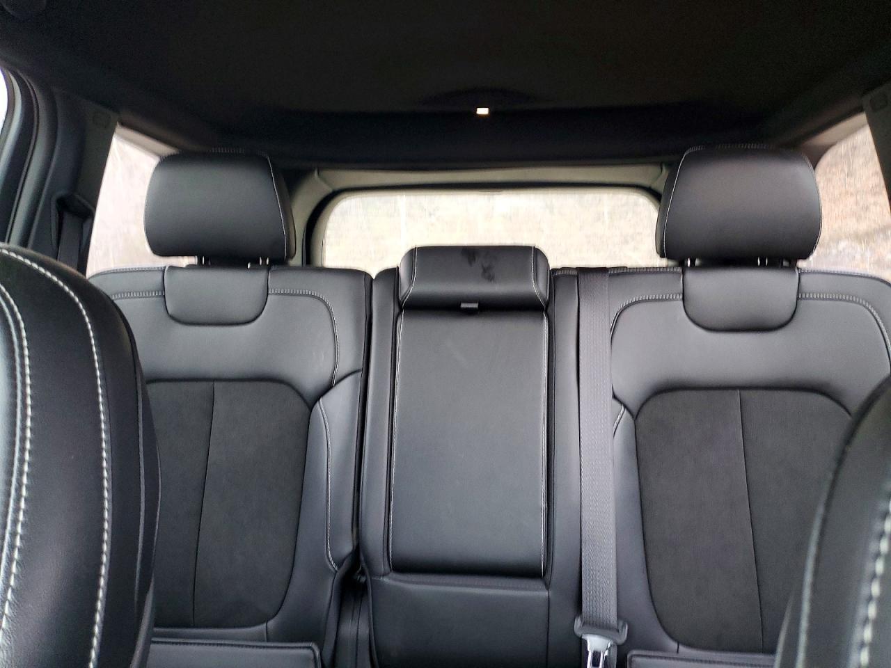 2025 Jeep Grand Cherokee Laredo - zdjęcie 10